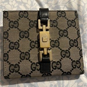 Gucci womens wallet